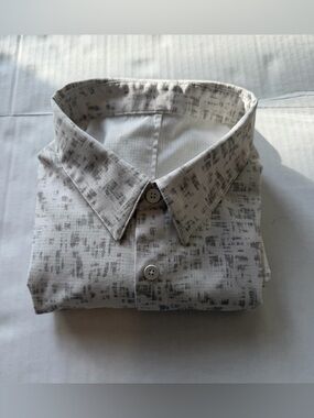 Lululemon Airing Easy NWOT Large L White Green Print Button Down Shirt